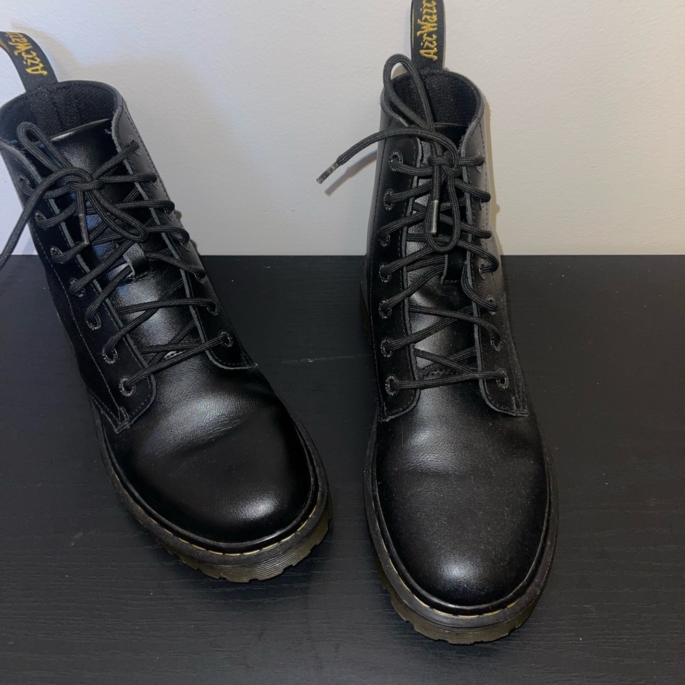 Dr Marten Combat Boots
